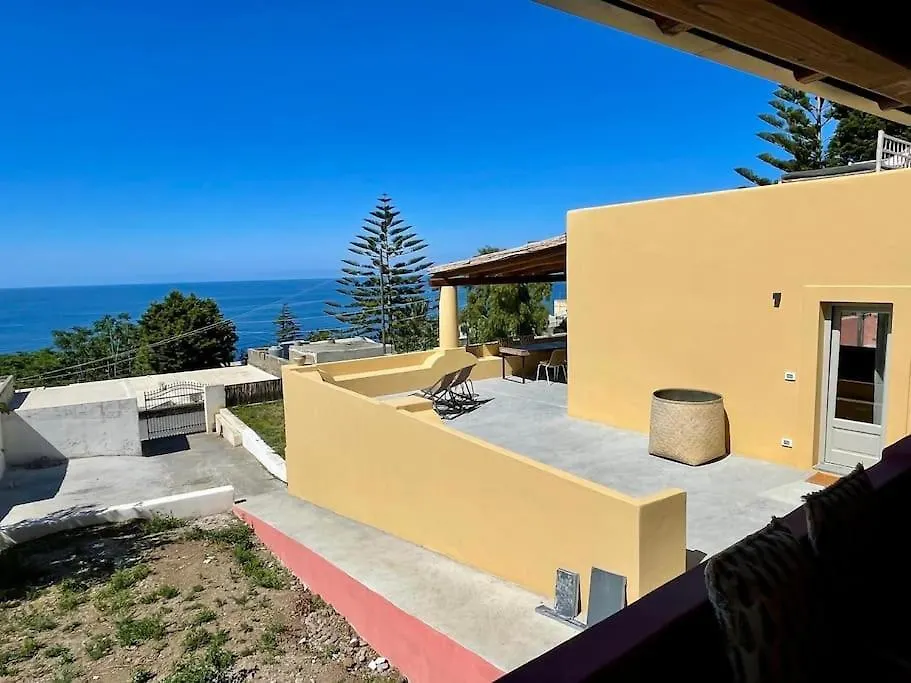 Holiday home La Casuzza - Garden And Terrace Sea View Villa Malfa