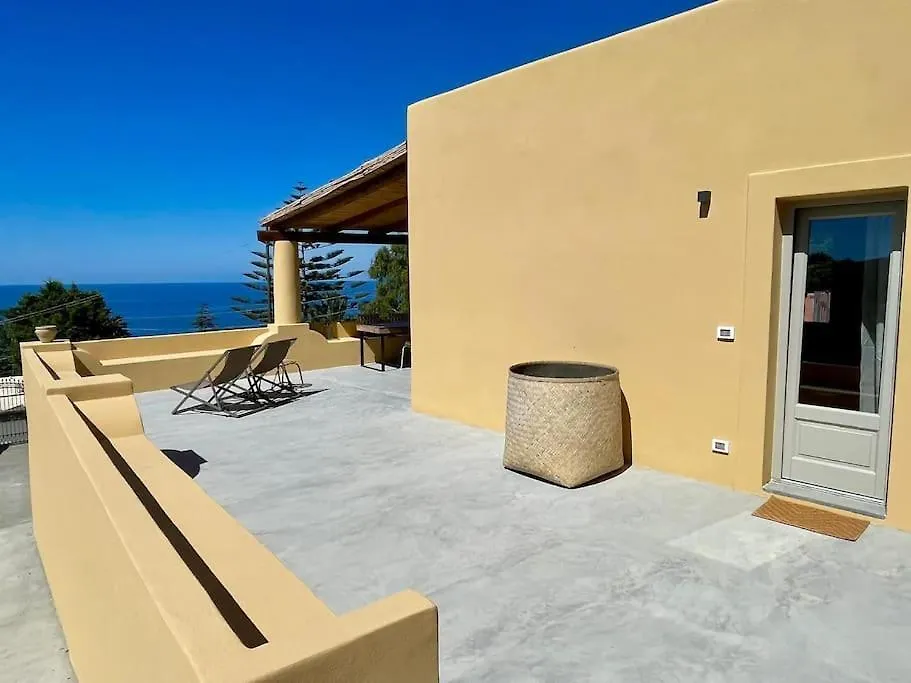 La Casuzza - Garden And Terrace Sea View Villa Malfa  0*, Malfa (Salina)