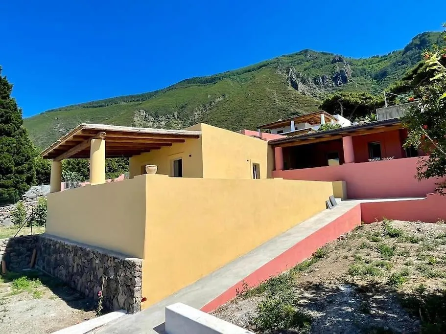 Holiday home La Casuzza - Garden And Terrace Sea View Villa Malfa